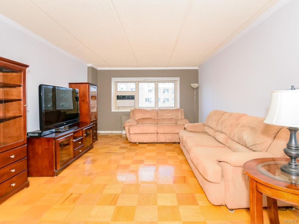 470 Halstead Avenue - Photo 1