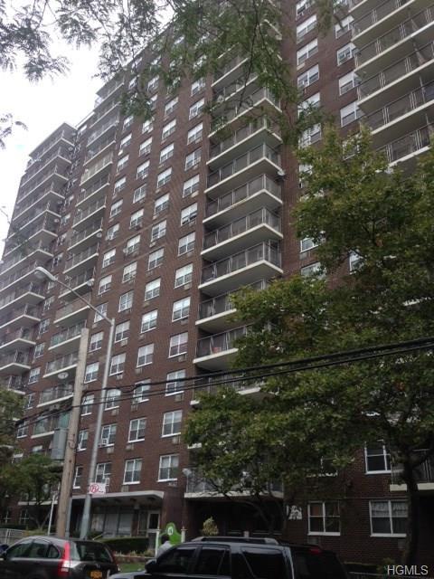 2550 Olinville Avenue - Photo 1