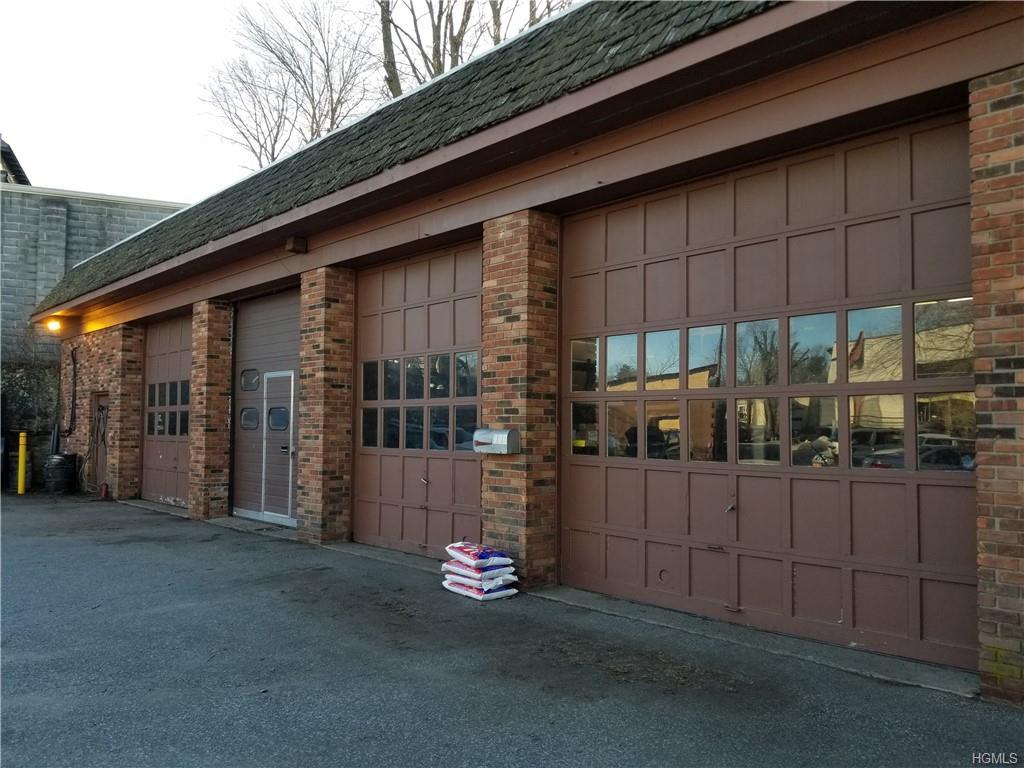 953 Broadway - Photo 1