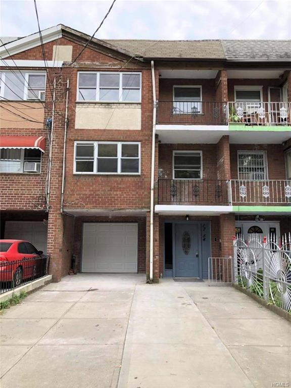 1754 Lacombe Avenue - Photo 1
