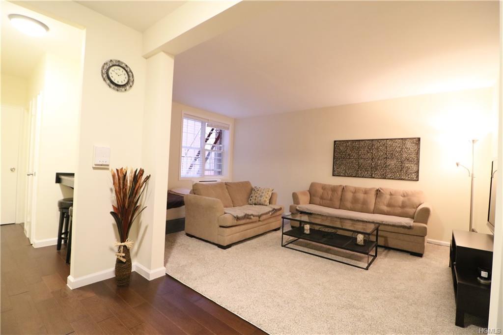 796 Bronx River Road - Photo 1