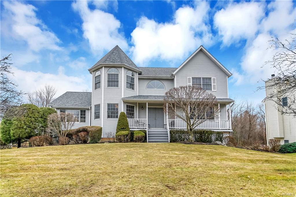 27 Lowell Drive - Photo 1