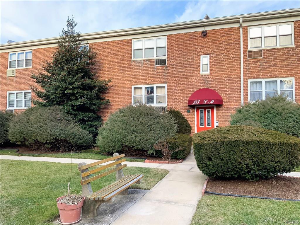 183 Drake Avenue - Photo 1