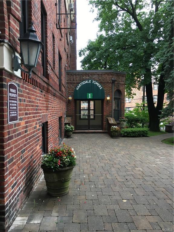 1 Columbia Avenue - Photo 1