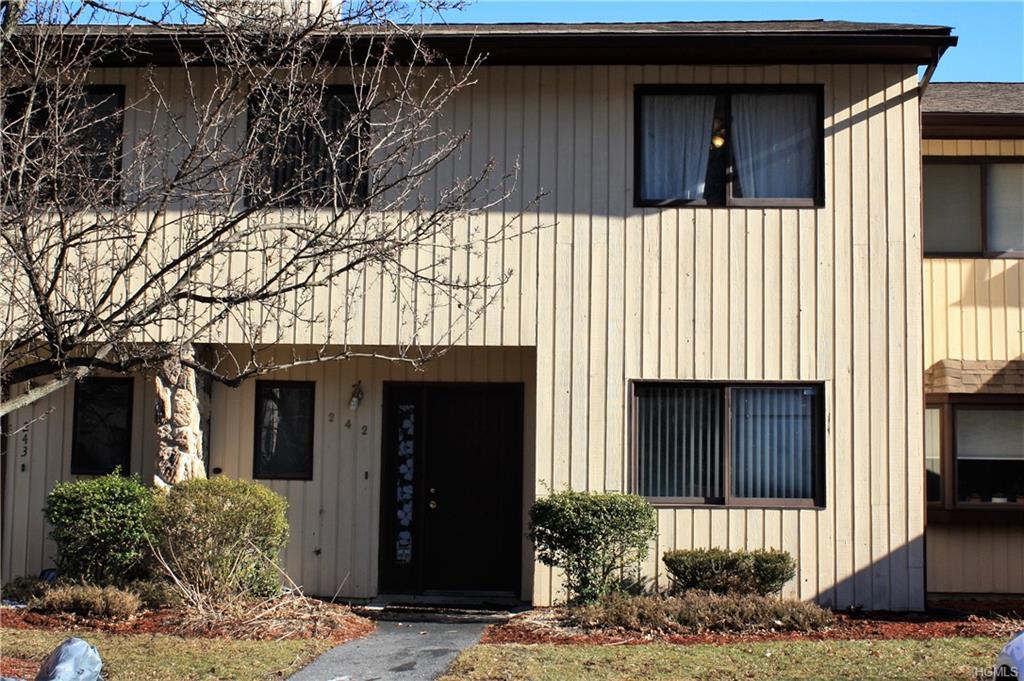 242 Heritage Lane - Photo 1