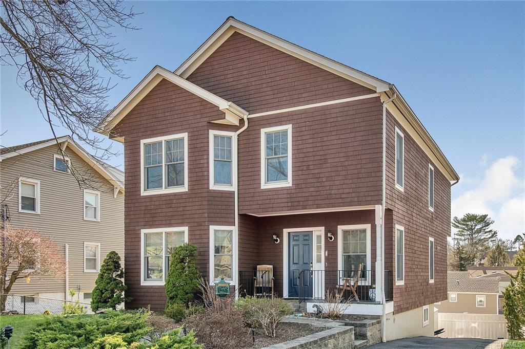 38 Rockland Avenue - Photo 1