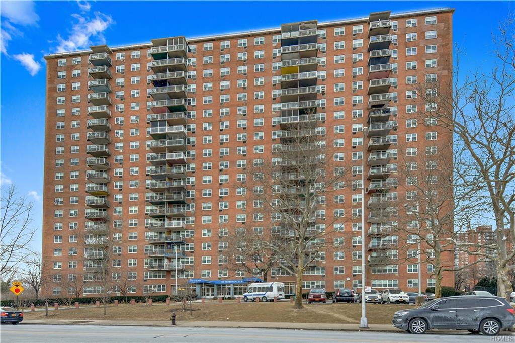 825 Morrison Avenue - Photo 1