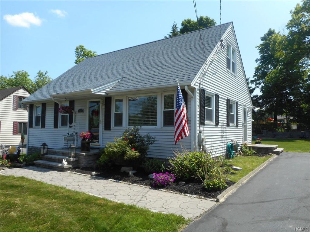 17 Townsend Avenue - Photo 1