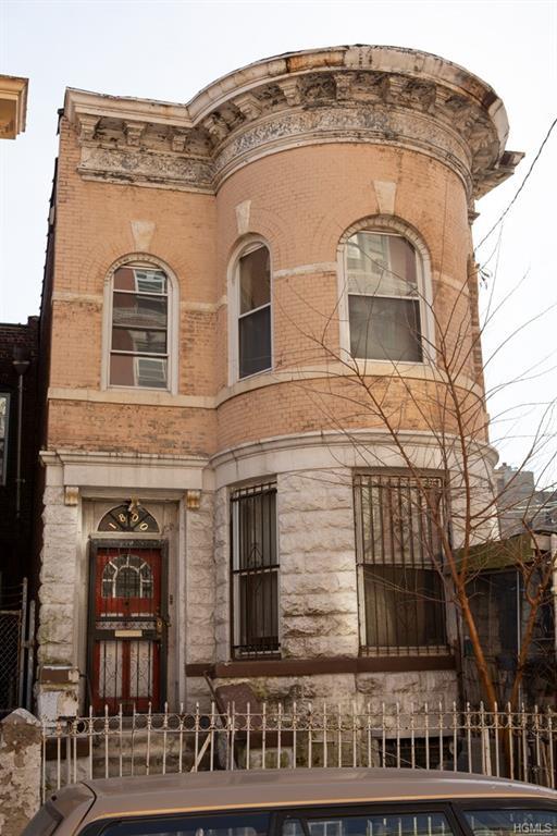1800 Clinton Avenue - Photo 1