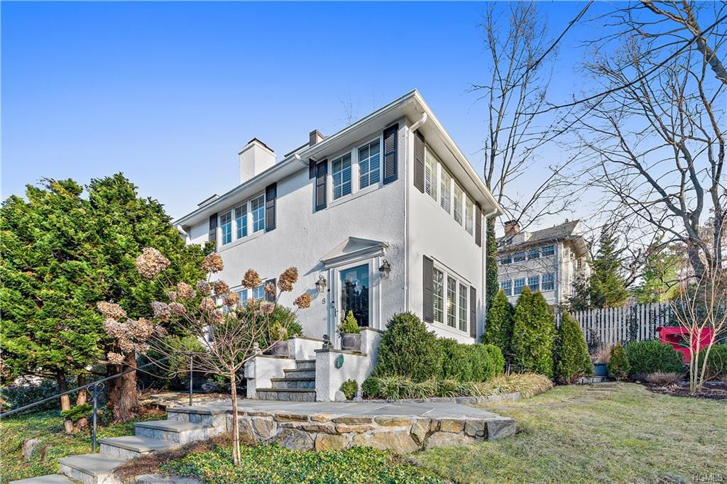 8 Beverly Road - Photo 1
