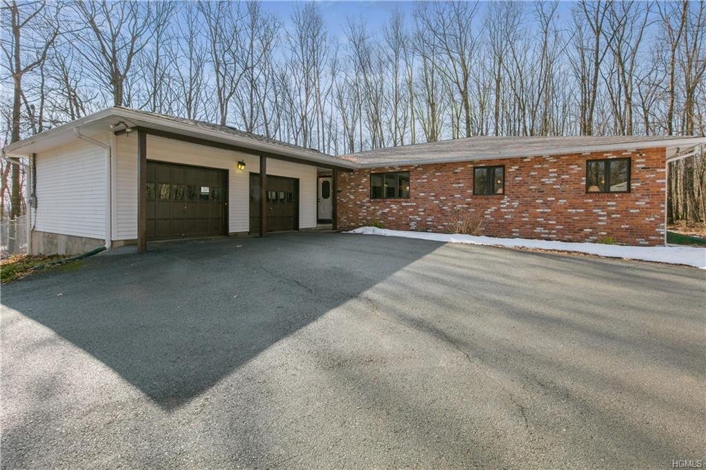 28 Gertrude Drive - Photo 1