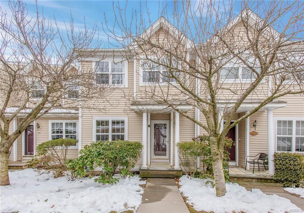 215 Glenwood Drive - Photo 1