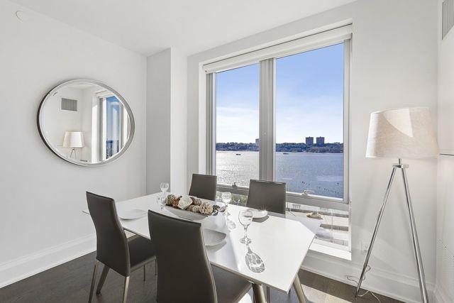 50 Riverside Boulevard - Photo 1