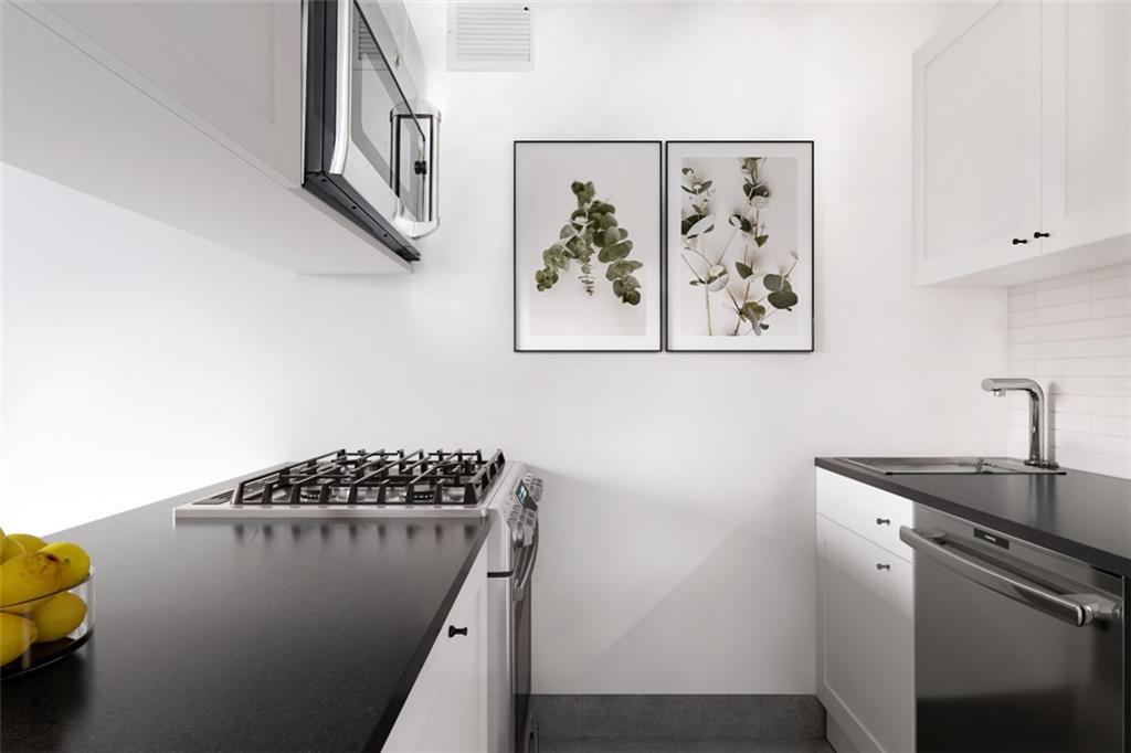 280 Rector Place - Photo 1