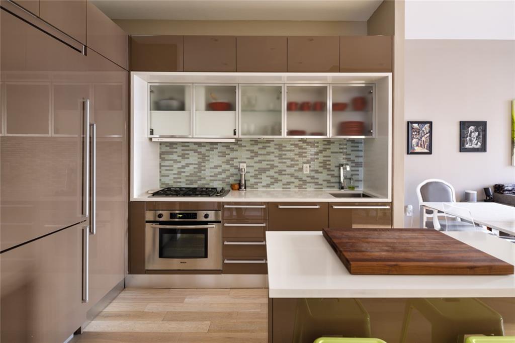 75 Wall Street - Photo 1