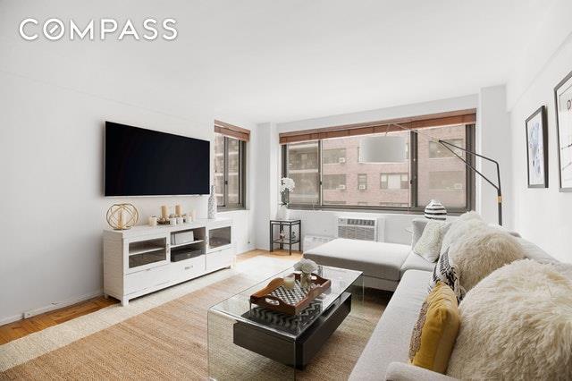 425 63rd Street - Photo 1