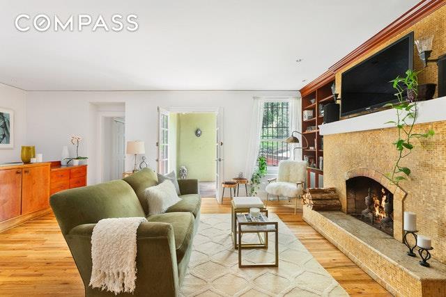 426 23rd Street - Photo 1