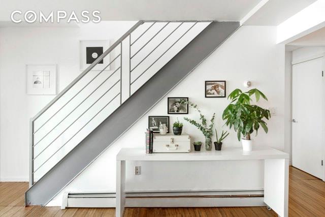 117 Kingsland Avenue - Photo 1