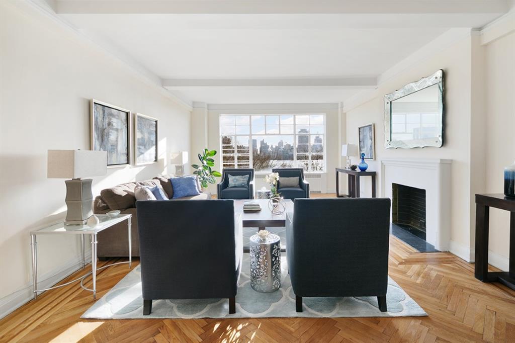 320 Central Park - Photo 1