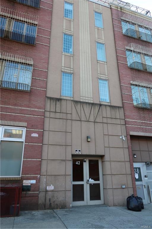 42 Broadway Avenue - Photo 1