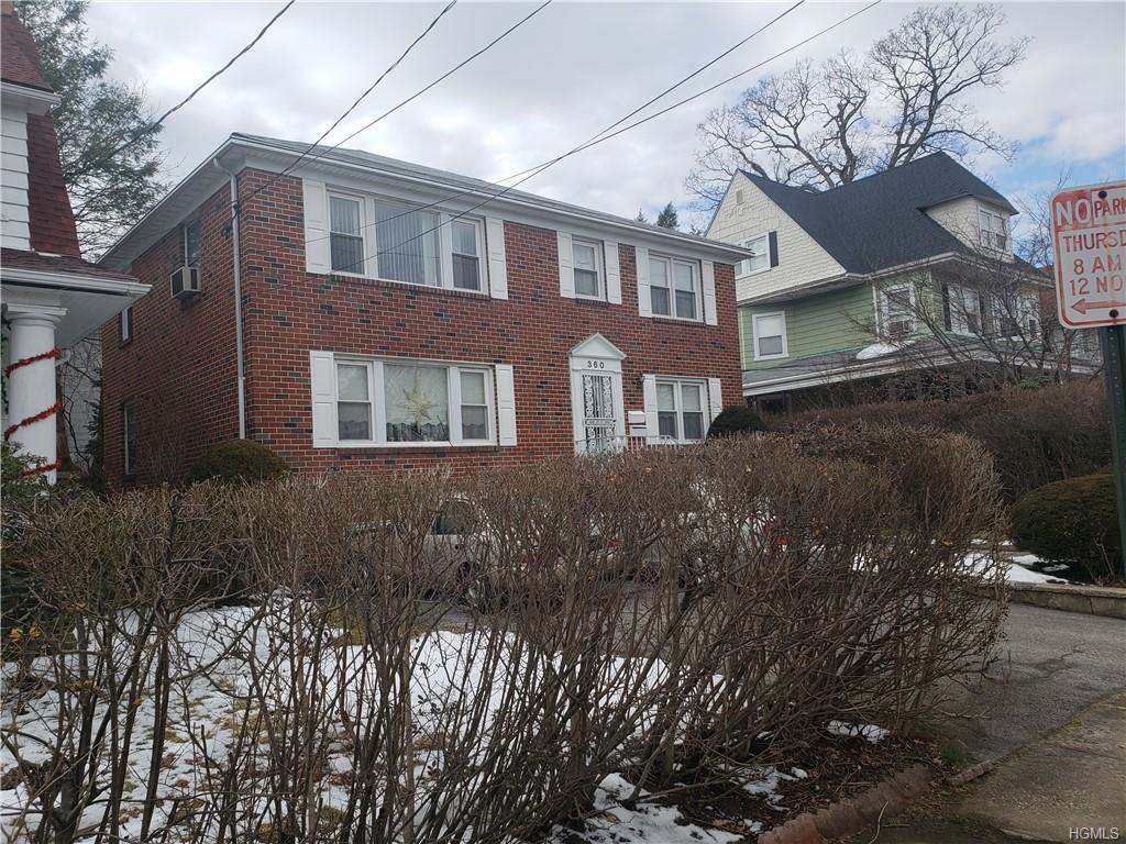 360 Rich Avenue - Photo 1