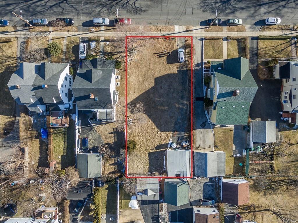 201 Elm Street - Photo 1