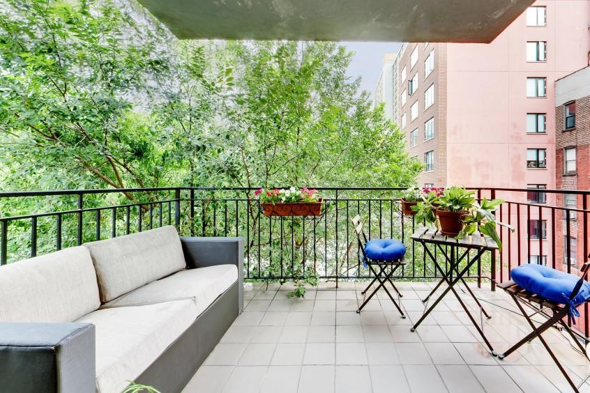 643 11th Street - Photo 1