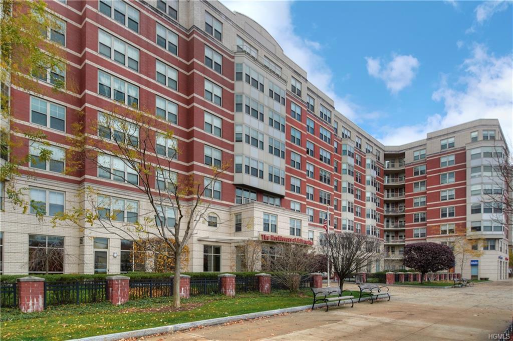 300 Mamaroneck Avenue - Photo 1