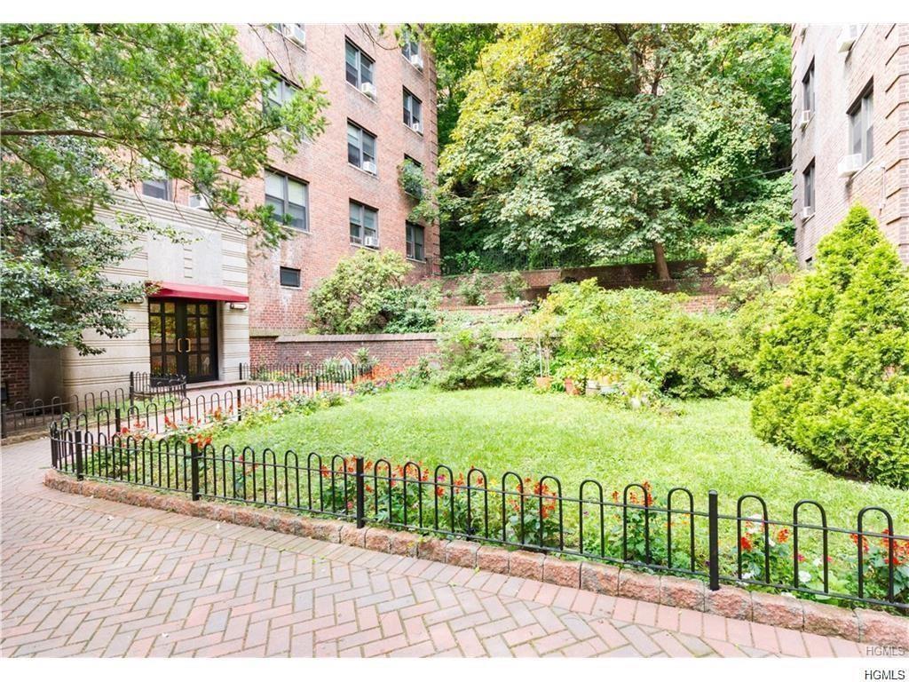 3015 Riverdale Avenue - Photo 1