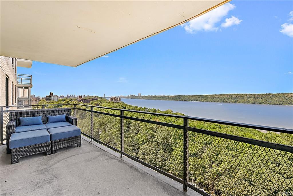 3671 Hudson Manor Terrace - Photo 1