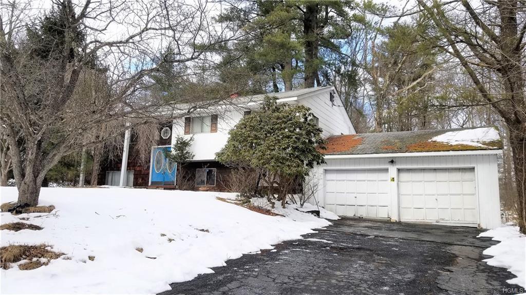 4 Lakeview Drive - Photo 1