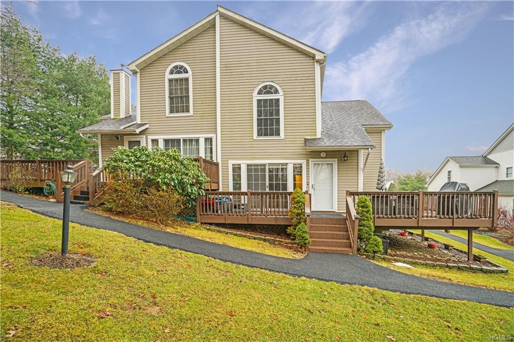 40 Pembrooke Court - Photo 1