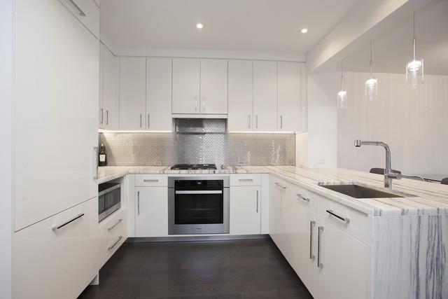 50 Riverside Boulevard - Photo 1