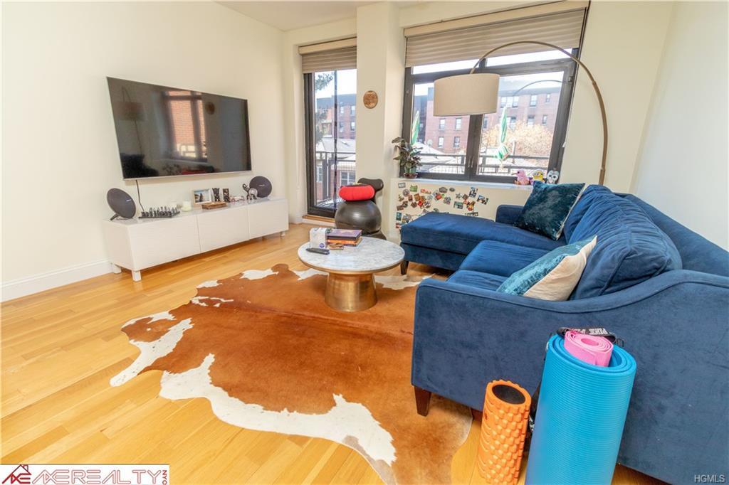 3536 Cambridge Avenue - Photo 1