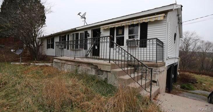 980 County Road 115 - Photo 1