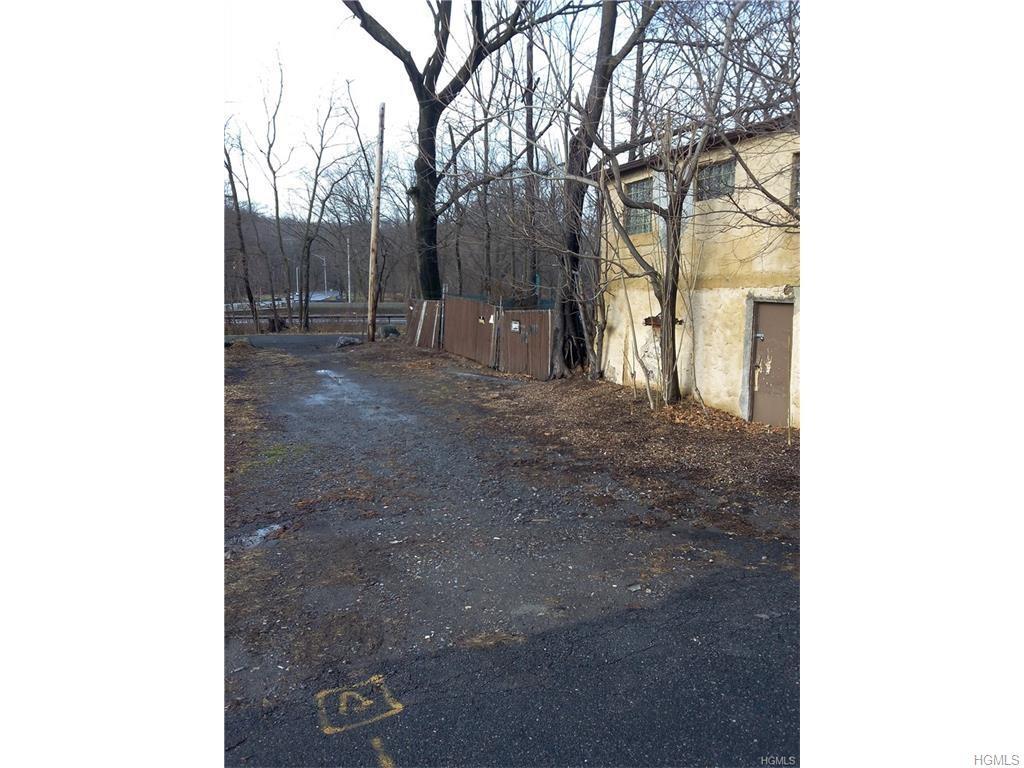 1 Holly Place - Photo 1