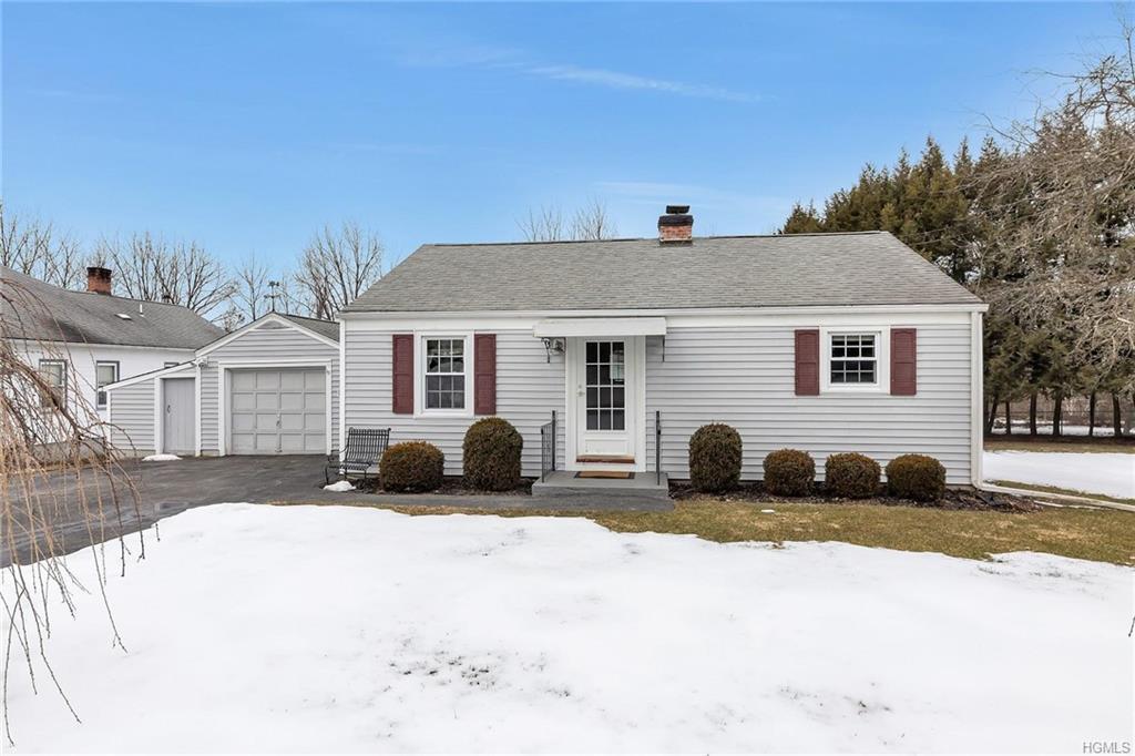 71 Martin Road - Photo 1