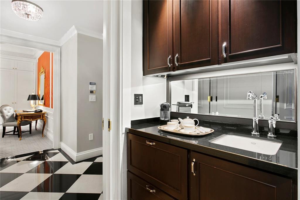 2 55th Street - Photo 1