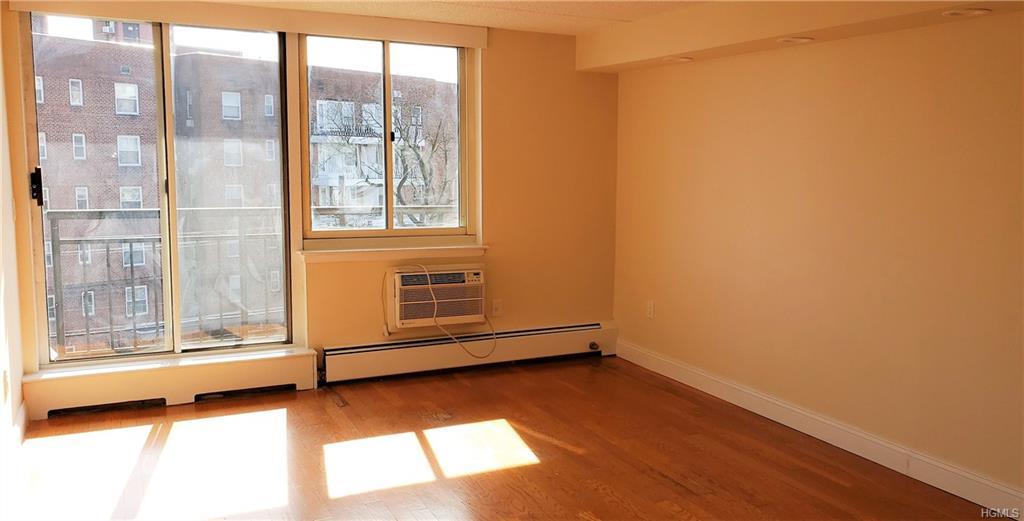 703 Pelham Road - Photo 1