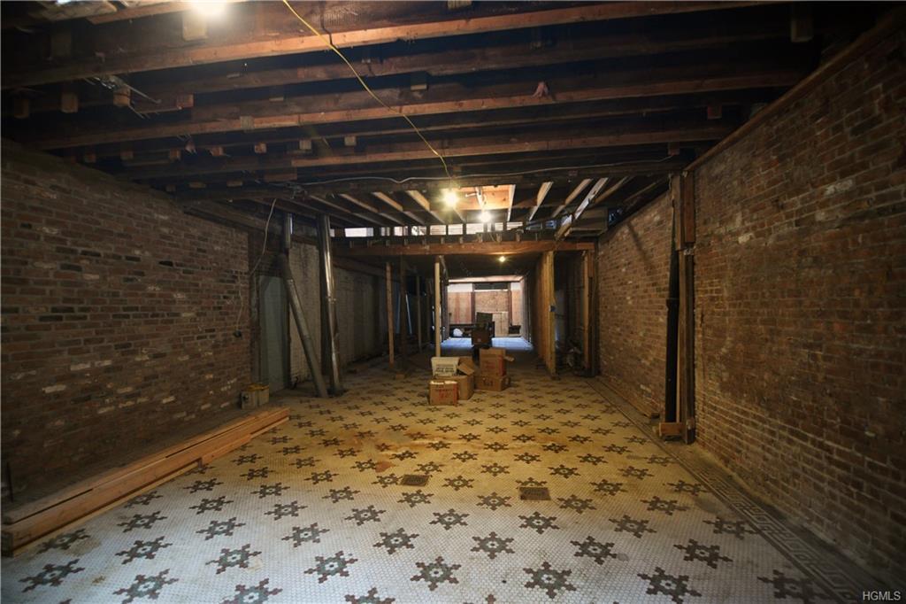 929-933 South Street - Photo 1