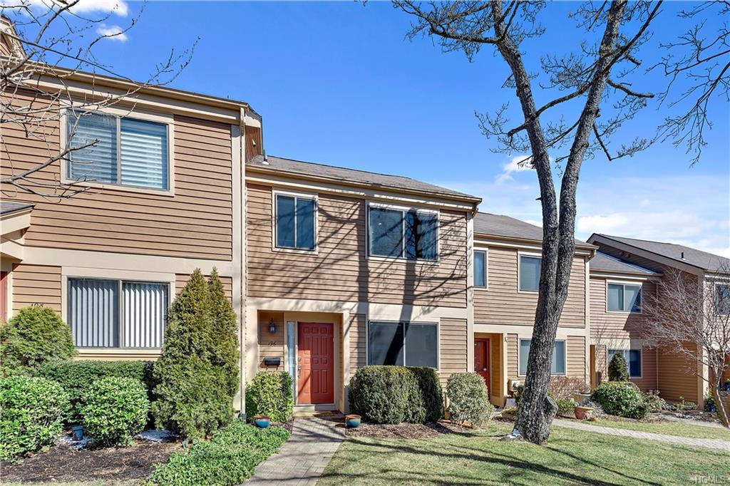 196 Ivy Hill Crescent - Photo 1