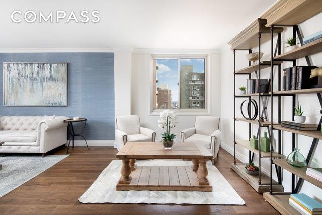 555 Main Street - Photo 1