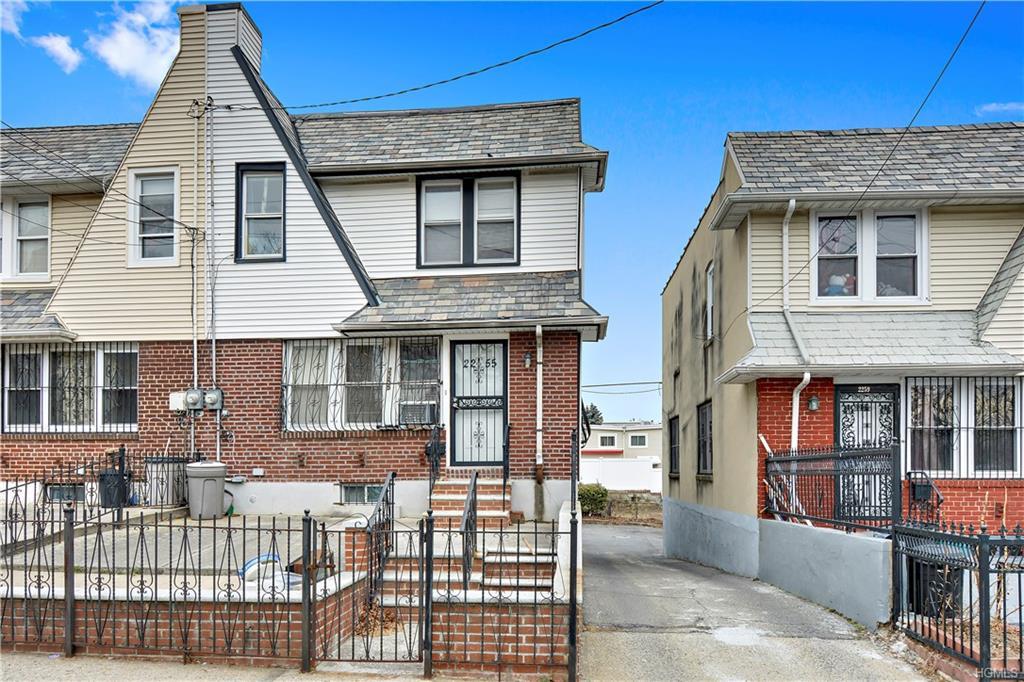 2255 Cincinnatus Avenue - Photo 1