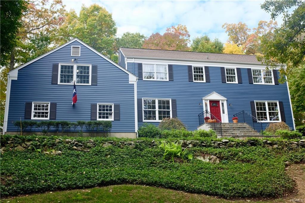 114 Deepwood Drive - Photo 1