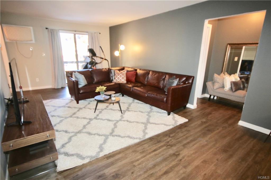 253 Country Club Lane - Photo 1
