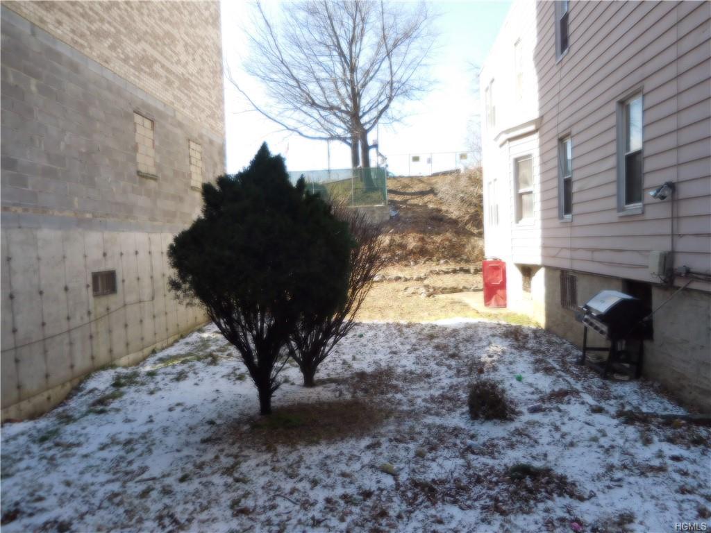 1535 Rosedale Avenue - Photo 1