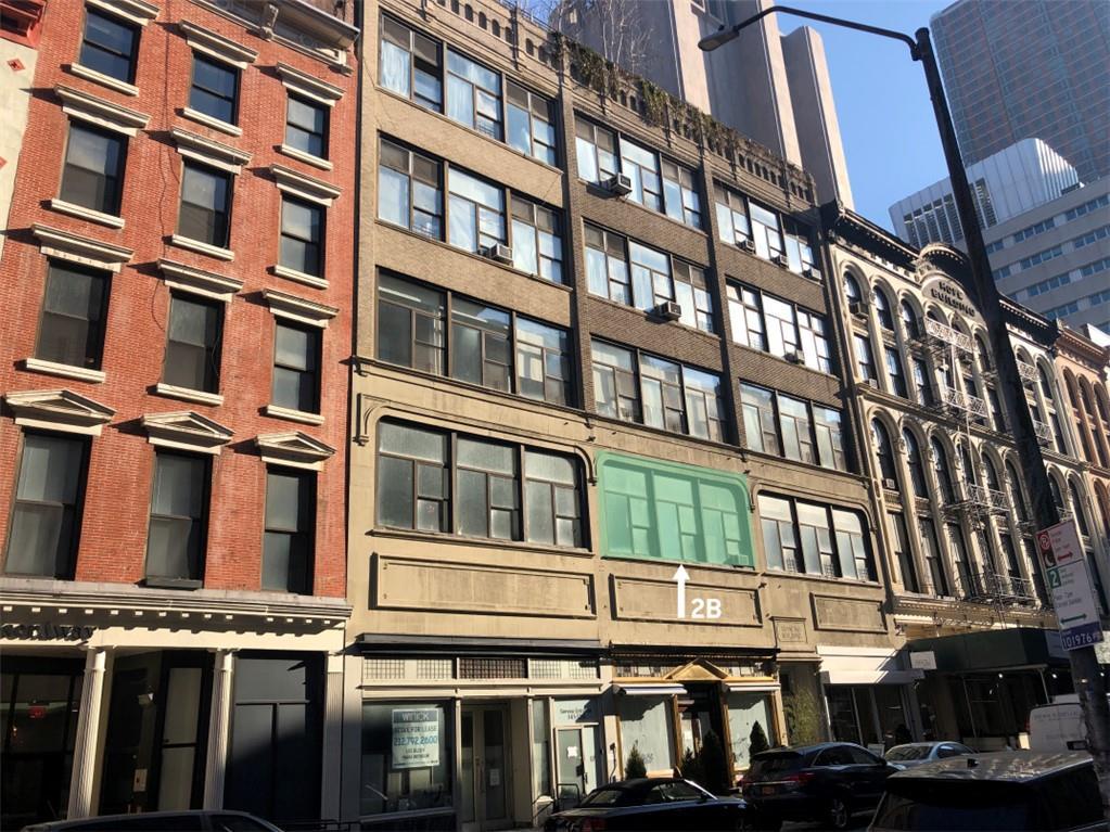 137 Duane Street - Photo 1