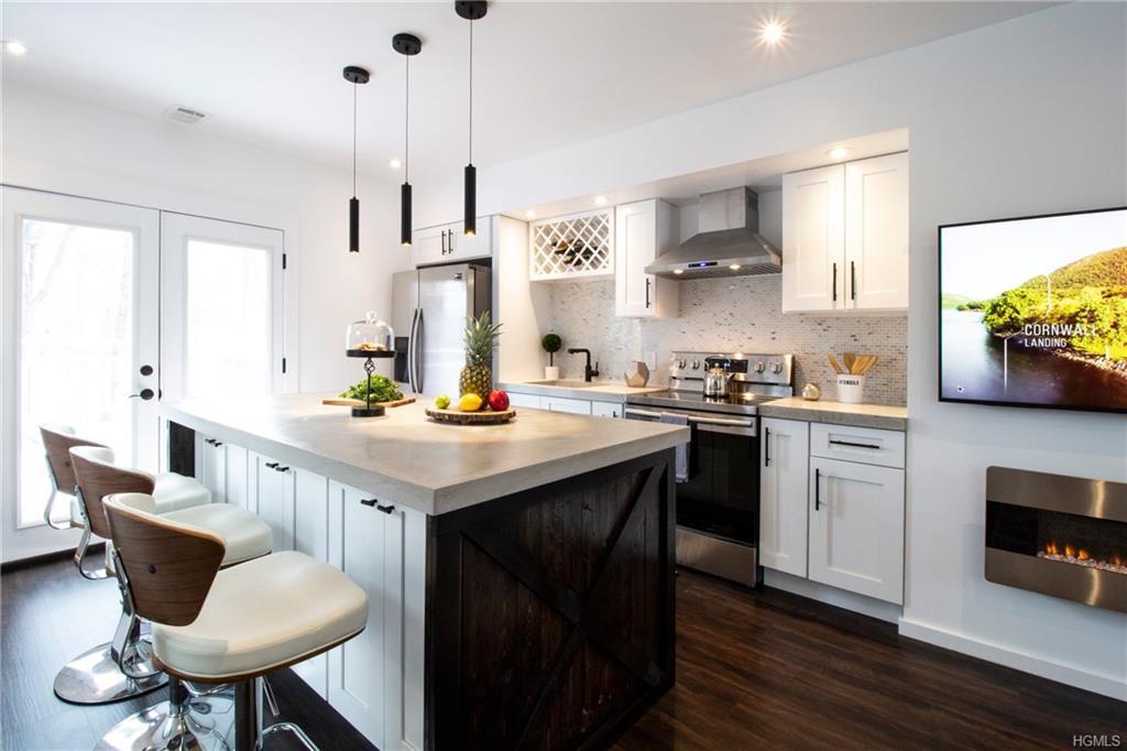 87 Duncan Avenue - Photo 1