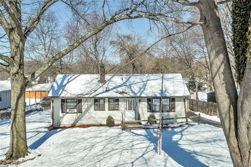 121 Dutch Street - Photo 1