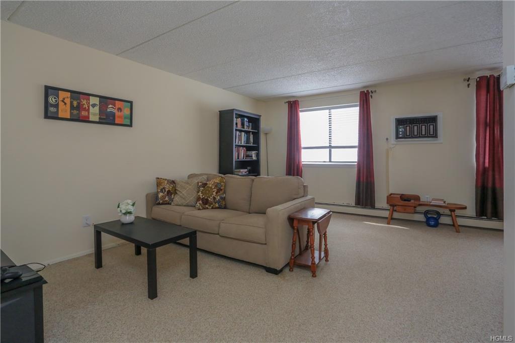 124 Route 303 - Photo 1